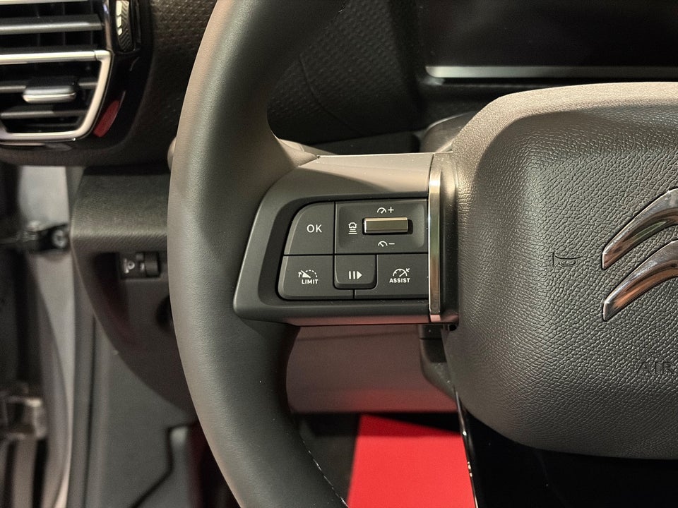 Citroën ë-C4 X 50 Shine 4d