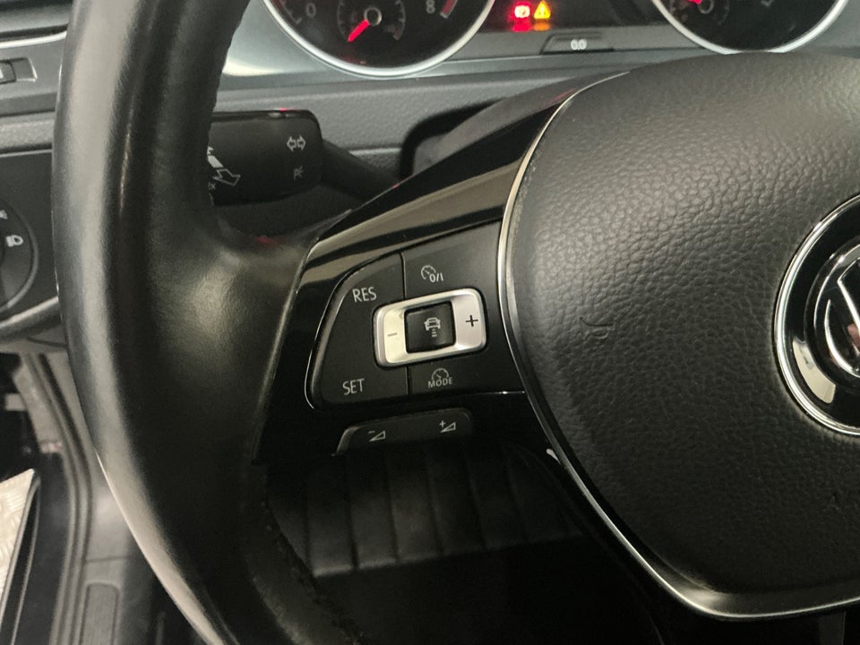 VW Golf VII 1,4 TSi 125 Comfortline Variant 5d