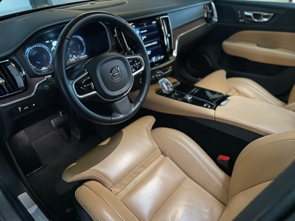 Volvo V60 2,0 T6 ReCharge Inscription aut. AWD 5d