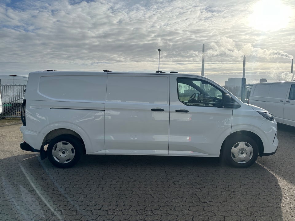 Ford Transit Custom 300L 2,0 EcoBlue Trend