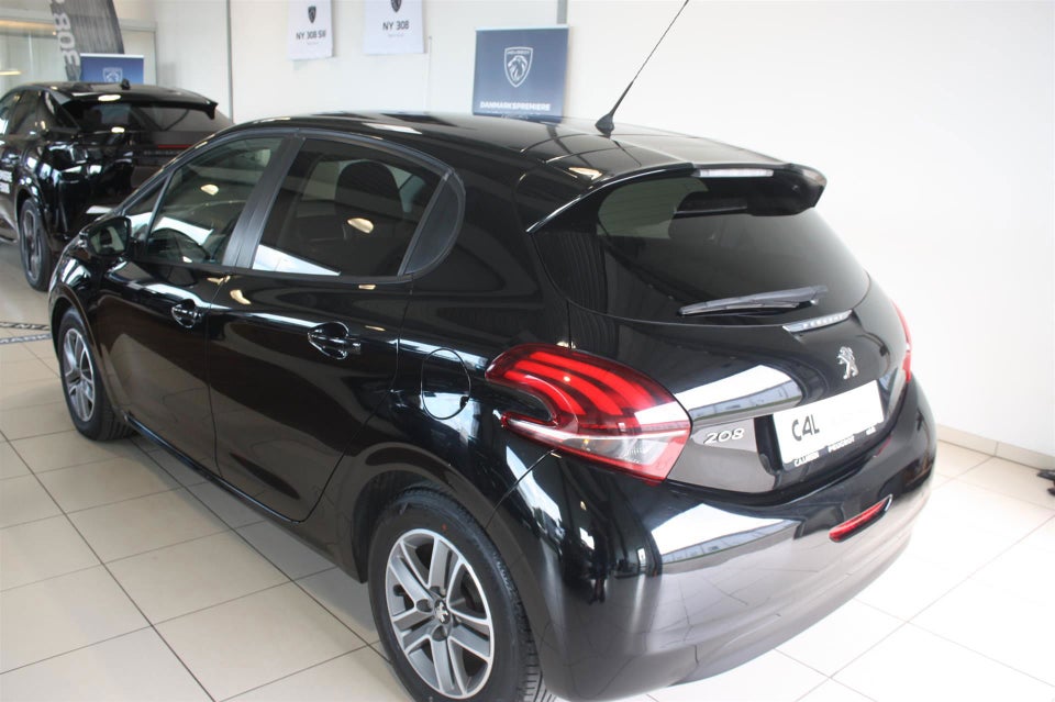 Peugeot 208 1,6 BlueHDi 100 Envy 5d