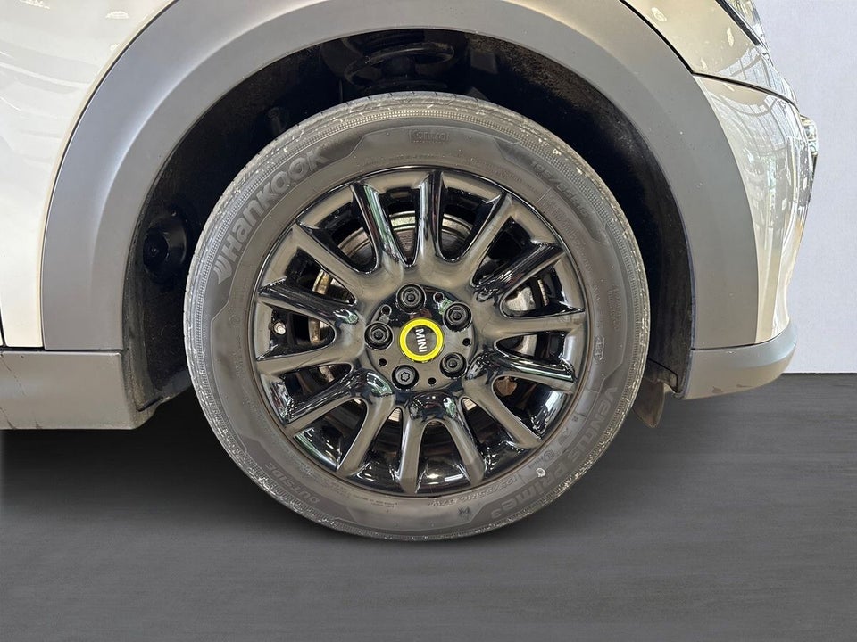 MINI Cooper SE Edition Premium Plus 3d