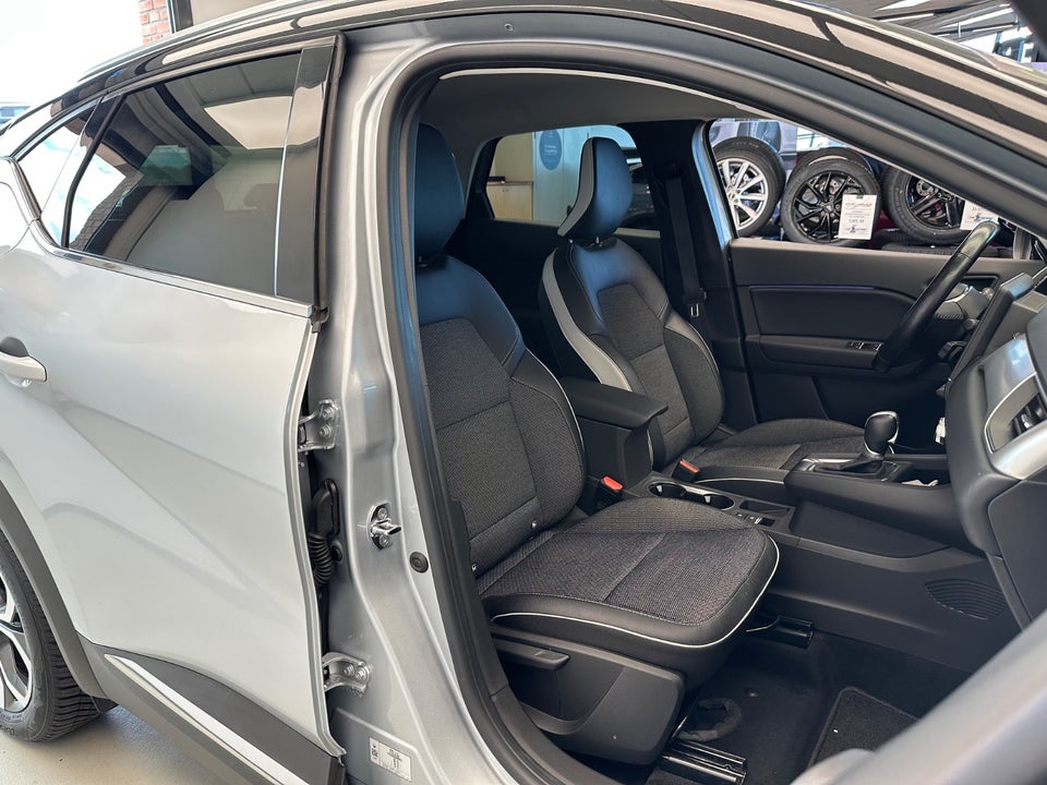 Renault Captur 1,6 E-Tech Intens 5d