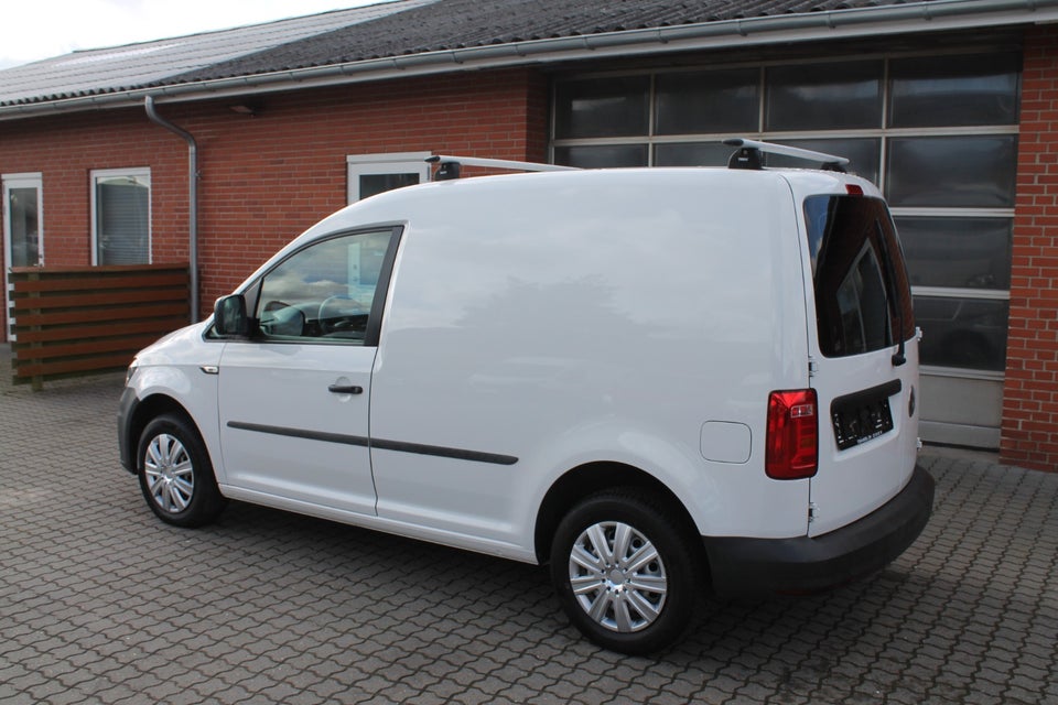 VW Caddy 2,0 TDi 102 BMT Van 4d