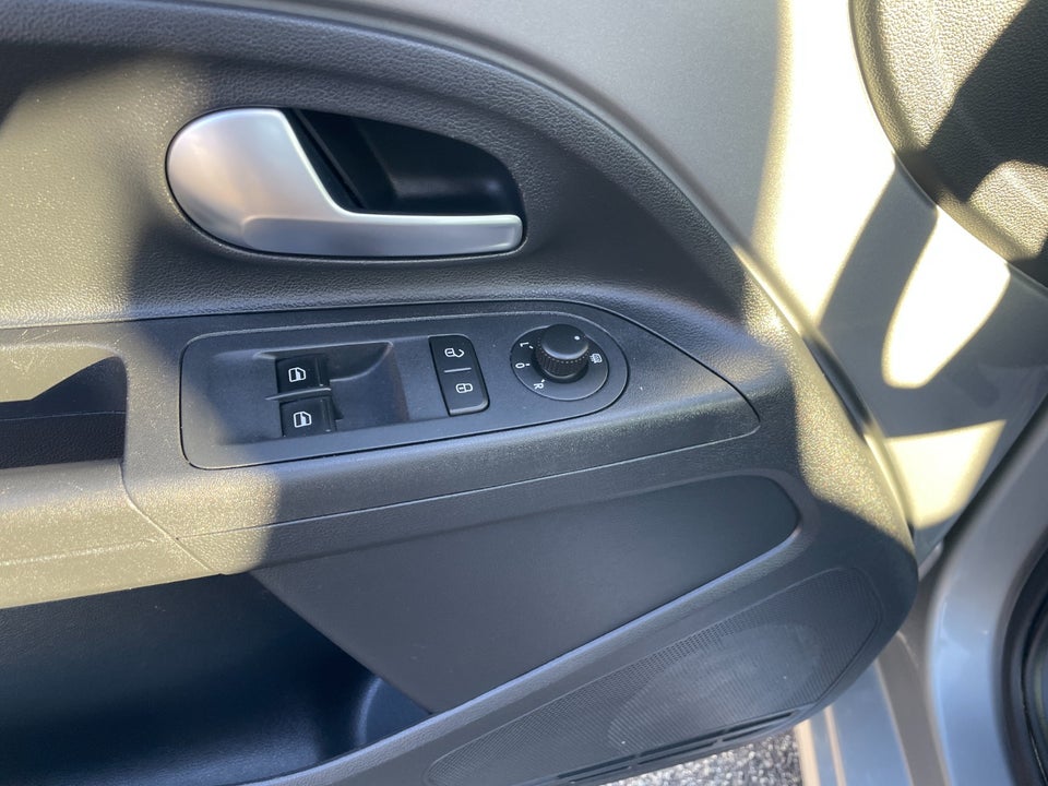 VW Up! 1,0 MPi 60 Move Up! BMT 5d