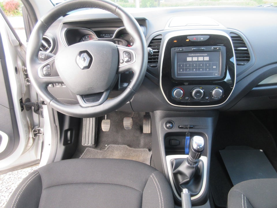 Renault Captur 1,2 TCe 120 Expression 5d