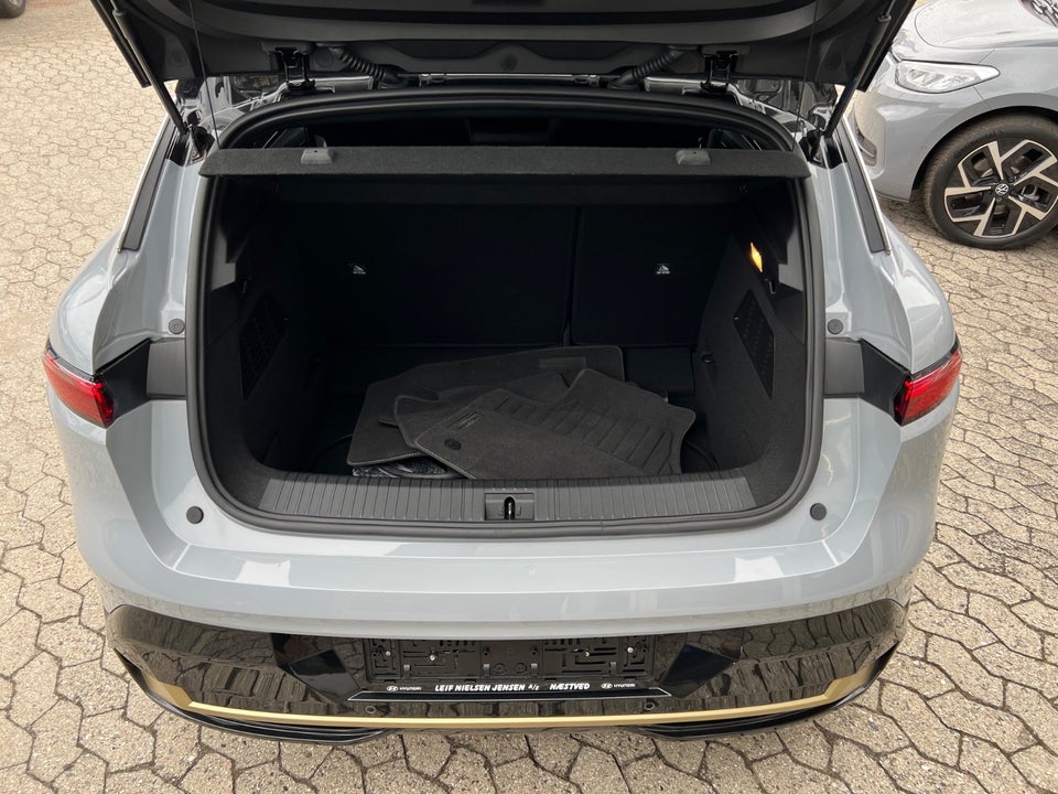 Renault Megane E-Tech 60 Iconic 5d