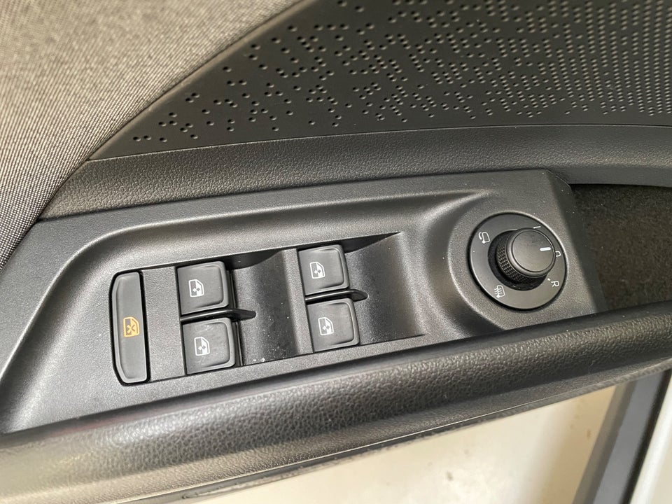 Skoda Enyaq 60 iV Loft 5d