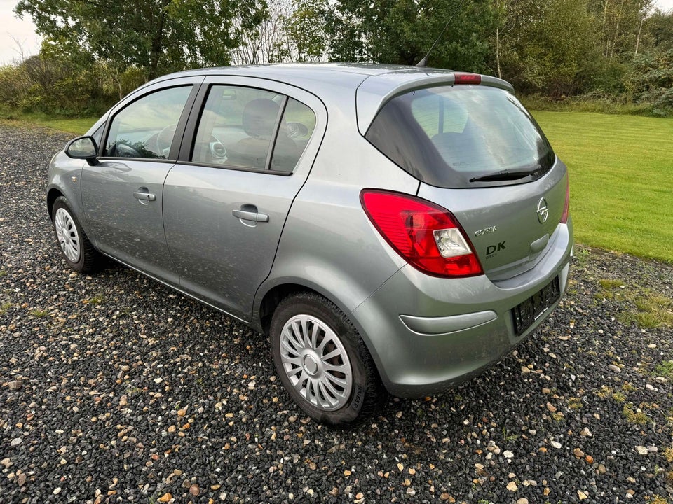 Opel Corsa 1,0 12V Enjoy 5d