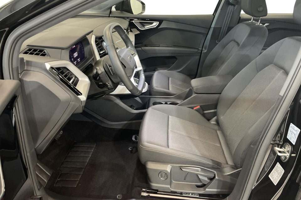 Audi Q4 e-tron 45 Progress 5d