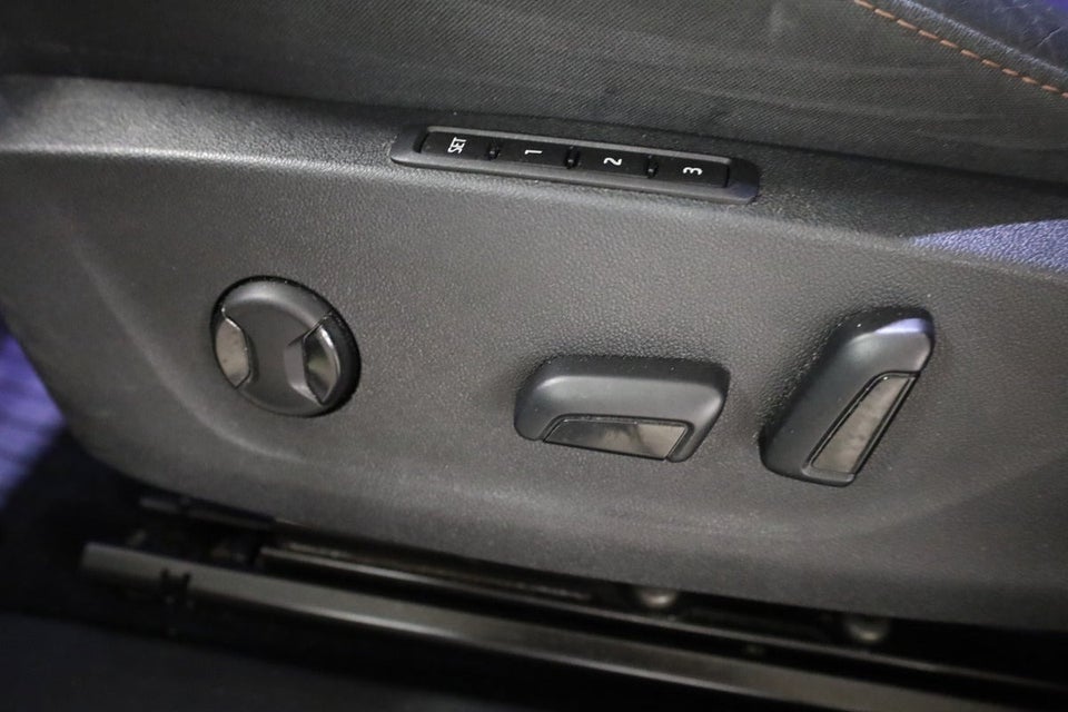 Skoda Enyaq 80 iV Plus Suite 5d