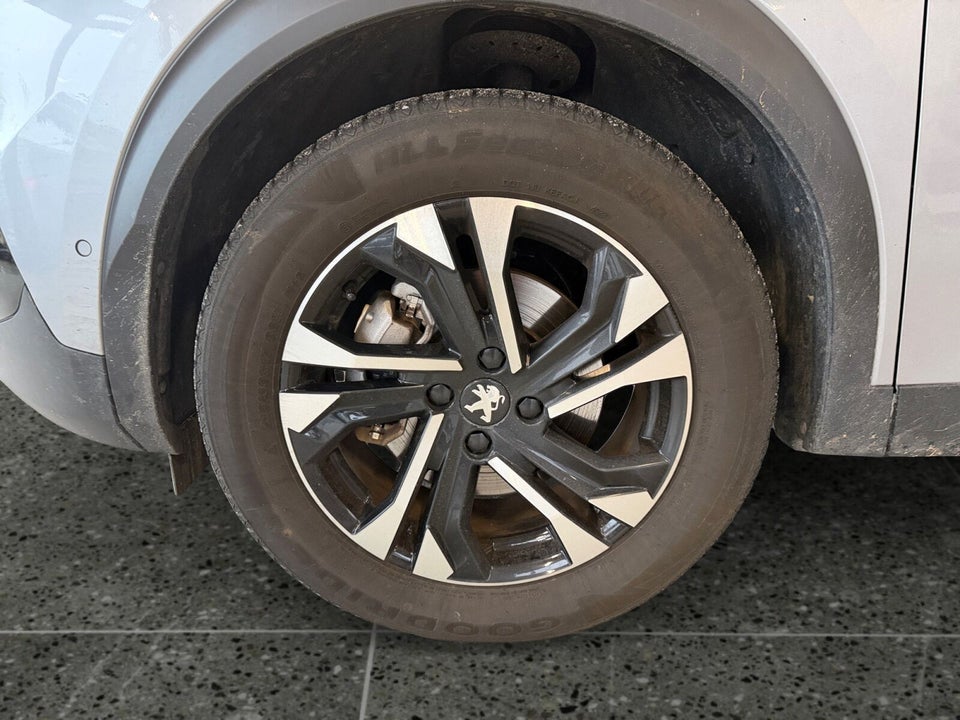 Peugeot e-2008 50 GT 5d