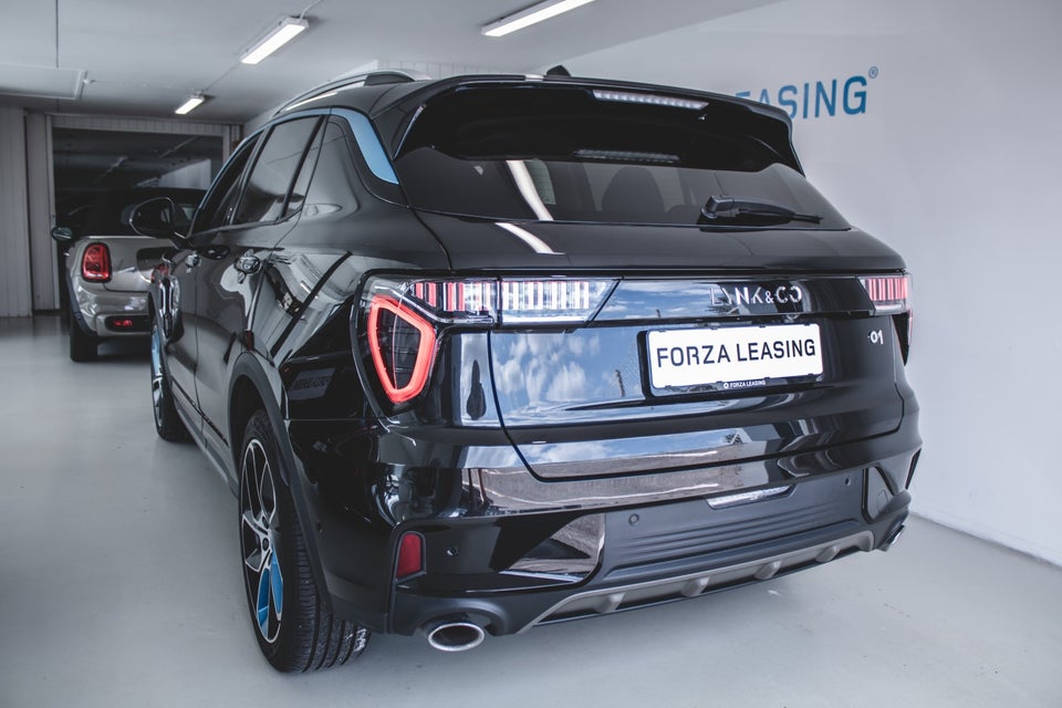 Lynk & Co 01 1,5 PHEV 5d