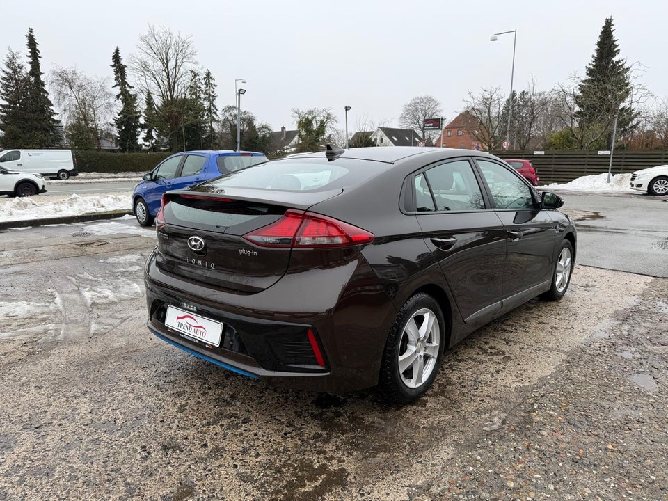 Hyundai Ioniq 1,6 PHEV Trend DCT 5d