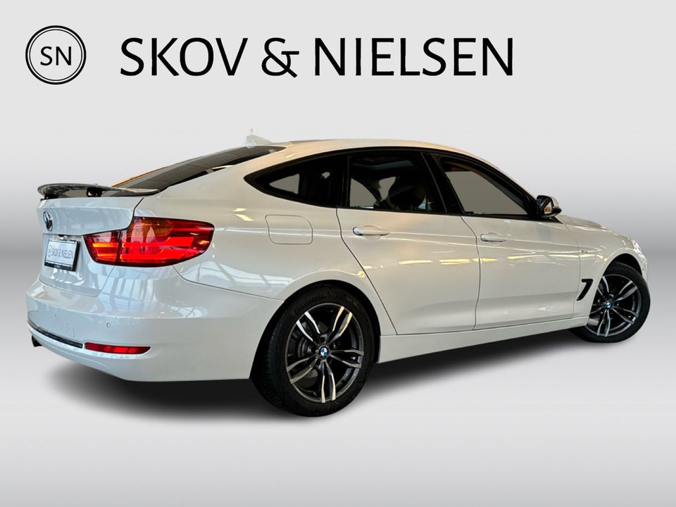 BMW 320d 2,0 Gran Turismo Sport Line aut. 5d