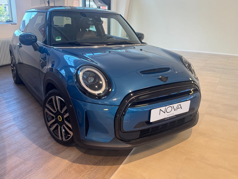 MINI Cooper SE Maximise 3d