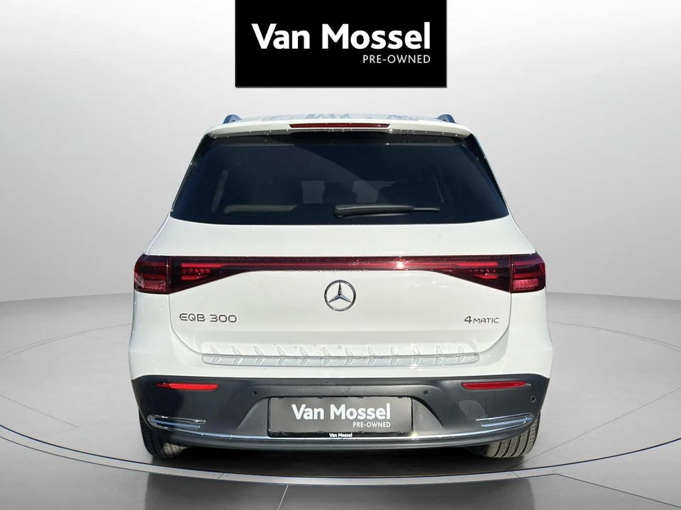 Mercedes EQB300 Progressive 4Matic 5d