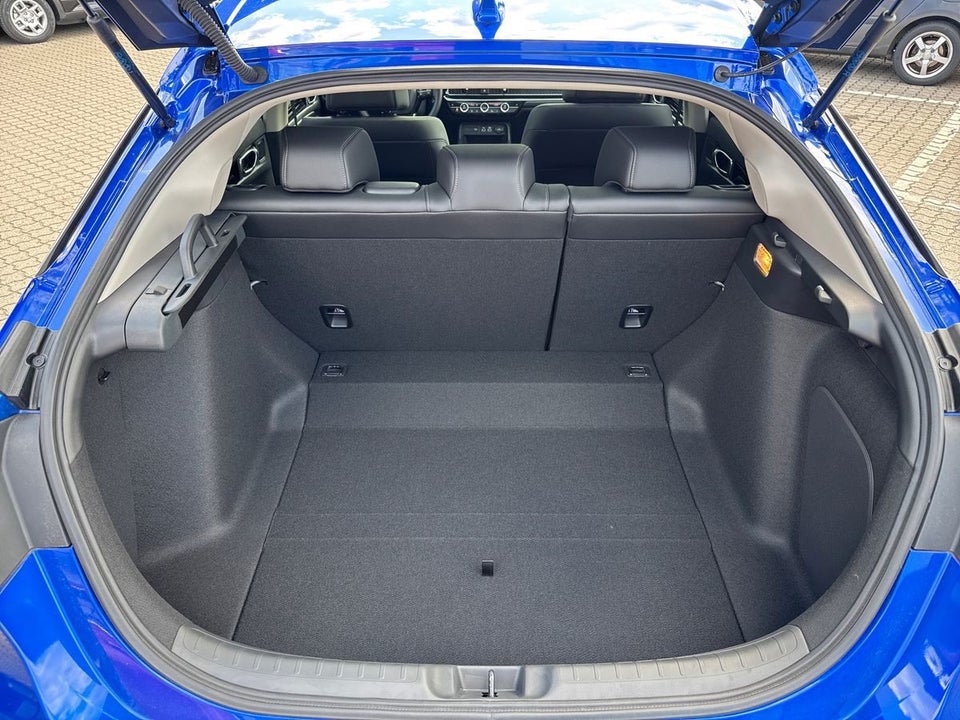 Honda Civic 2,0 e:HEV Advance eCVT 5d