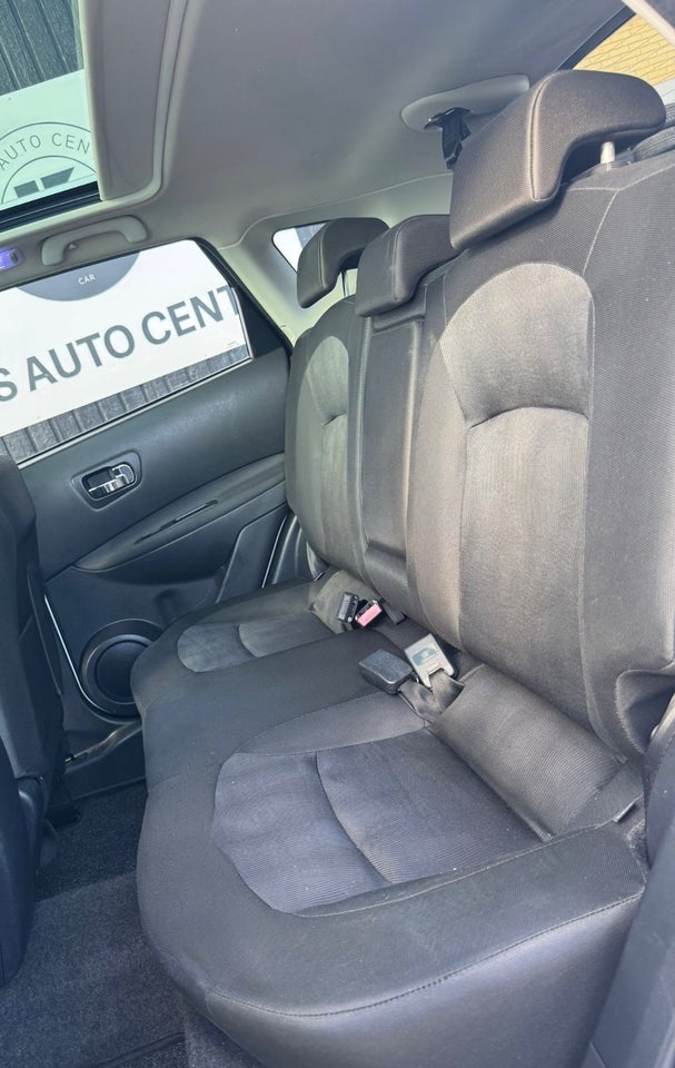 Nissan Qashqai 2,0 Acenta CVT 5d