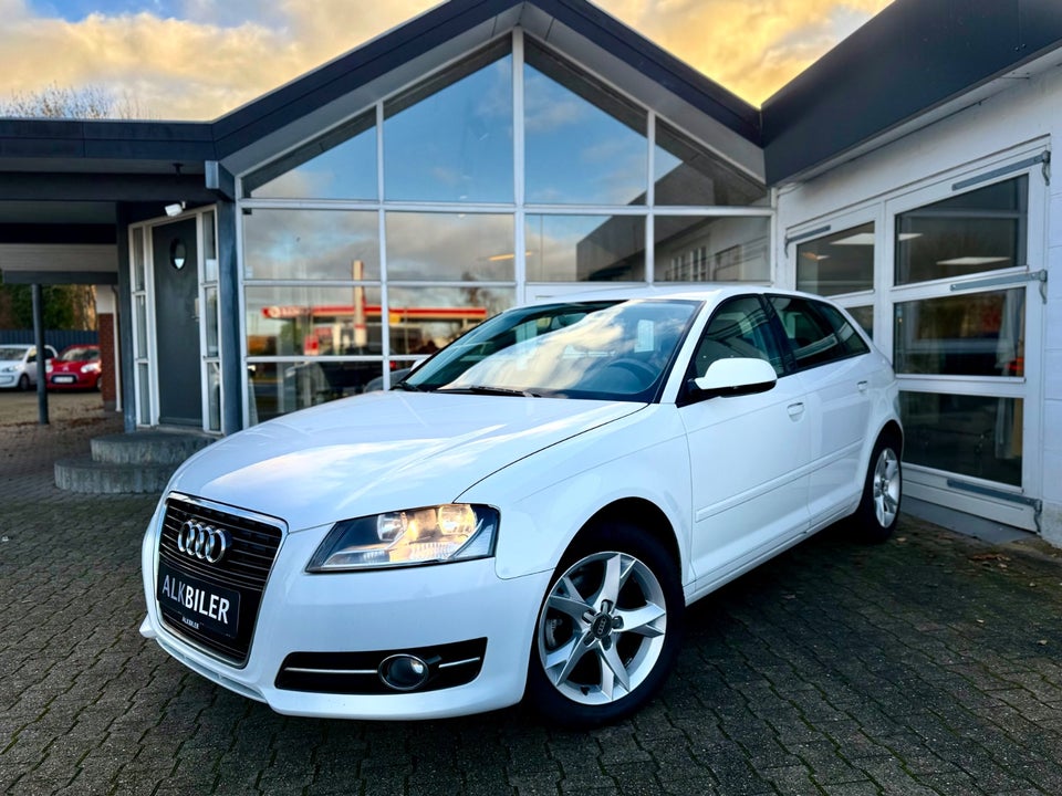 Audi A3 1,6 TDi Ambiente Sportback 5d