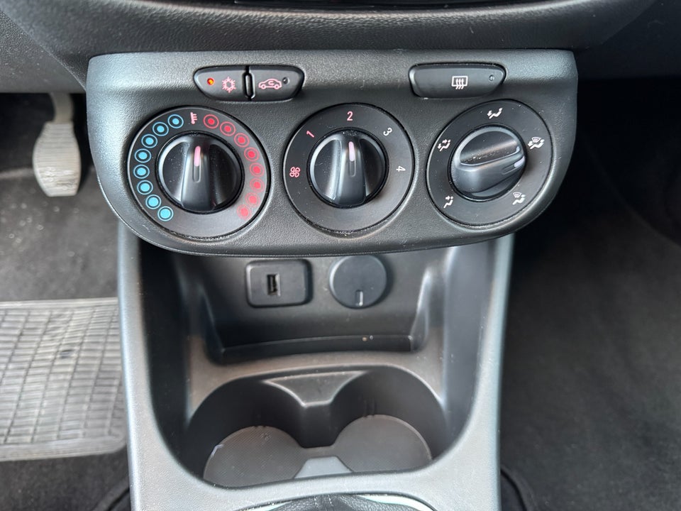 Opel Corsa 1,4 16V Excite 5d