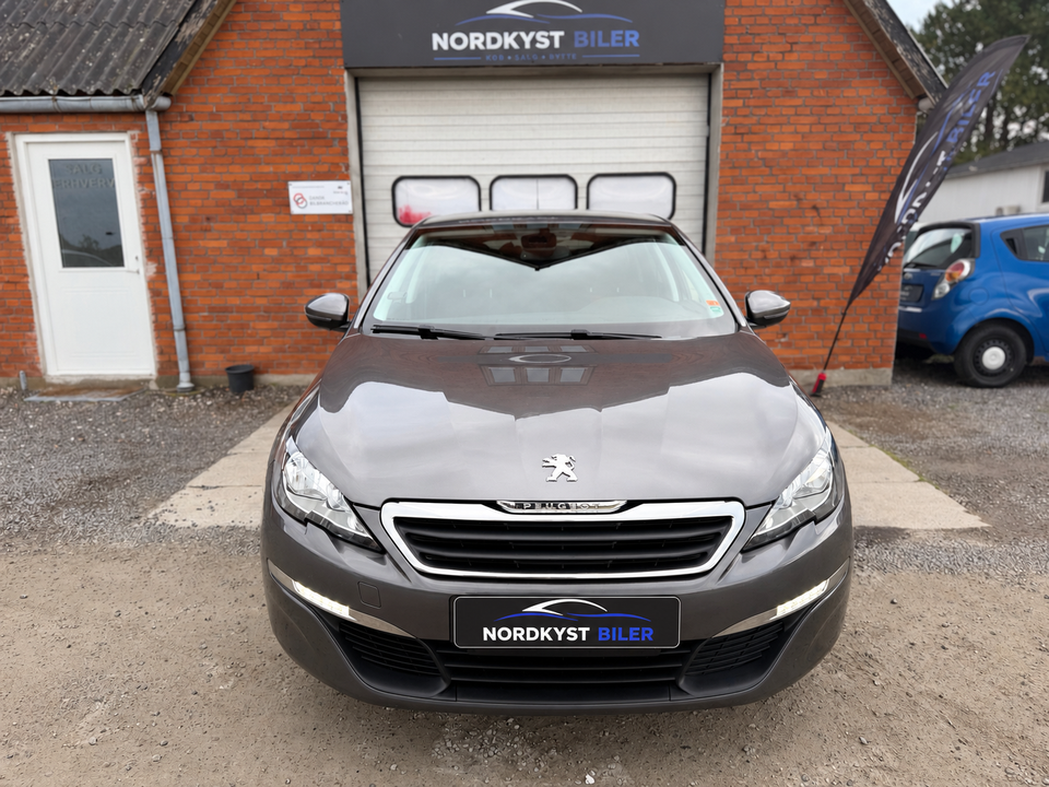 Peugeot 308 1,6 BlueHDi 120 Allure SW 5d