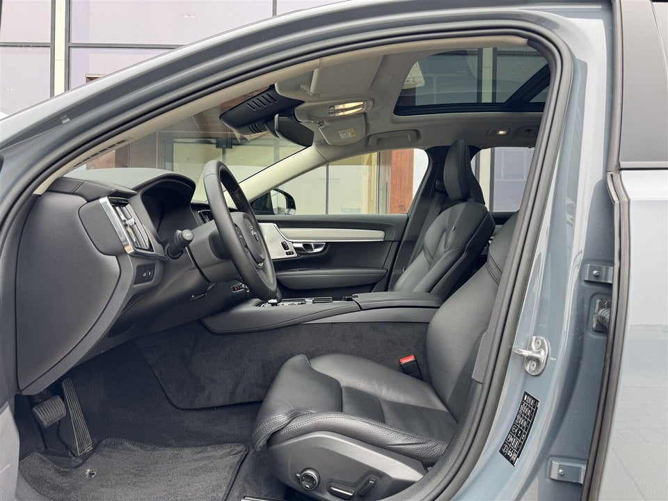Volvo V90 2,0 T8 ReCharge Ultimate Dark aut. AWD 5d