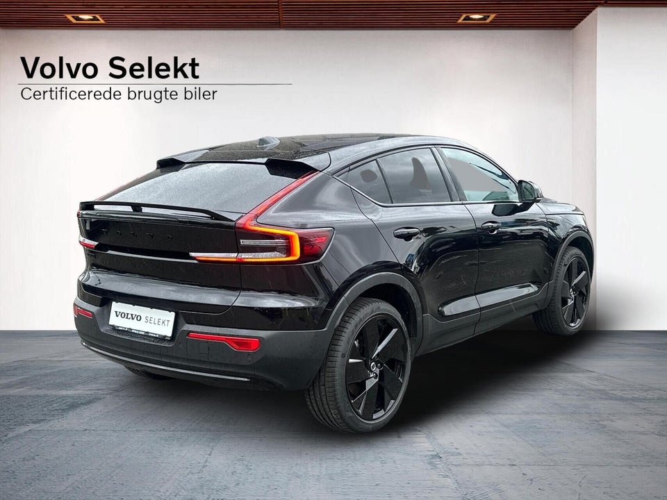 Volvo EC40 Twin Black Edition 5d