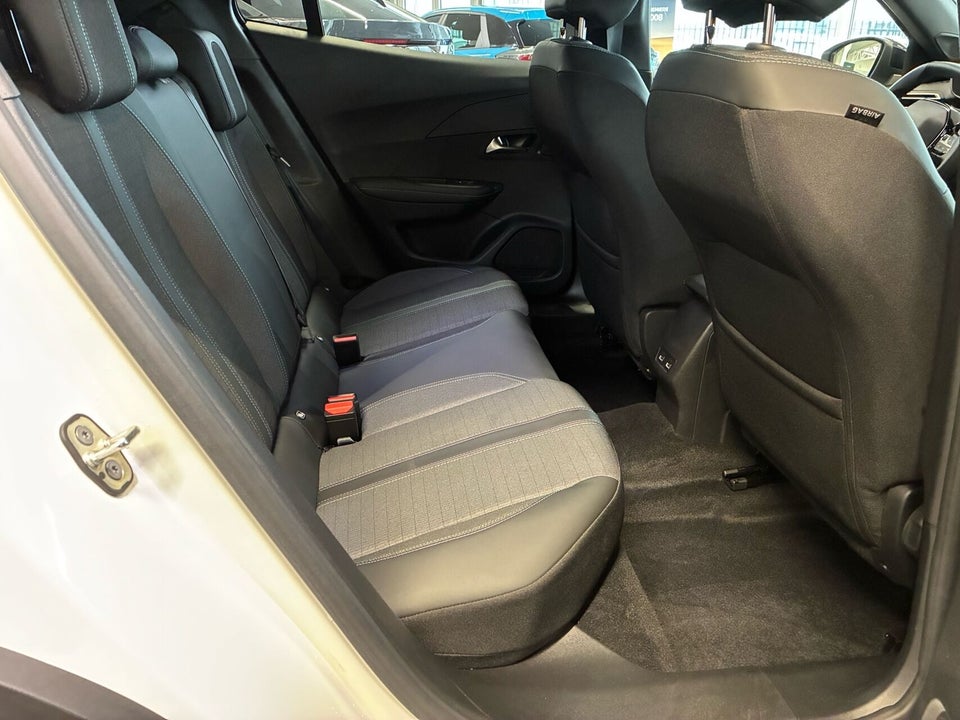 Peugeot 2008 1,2 PureTech 130 Vision Sport EAT8 5d