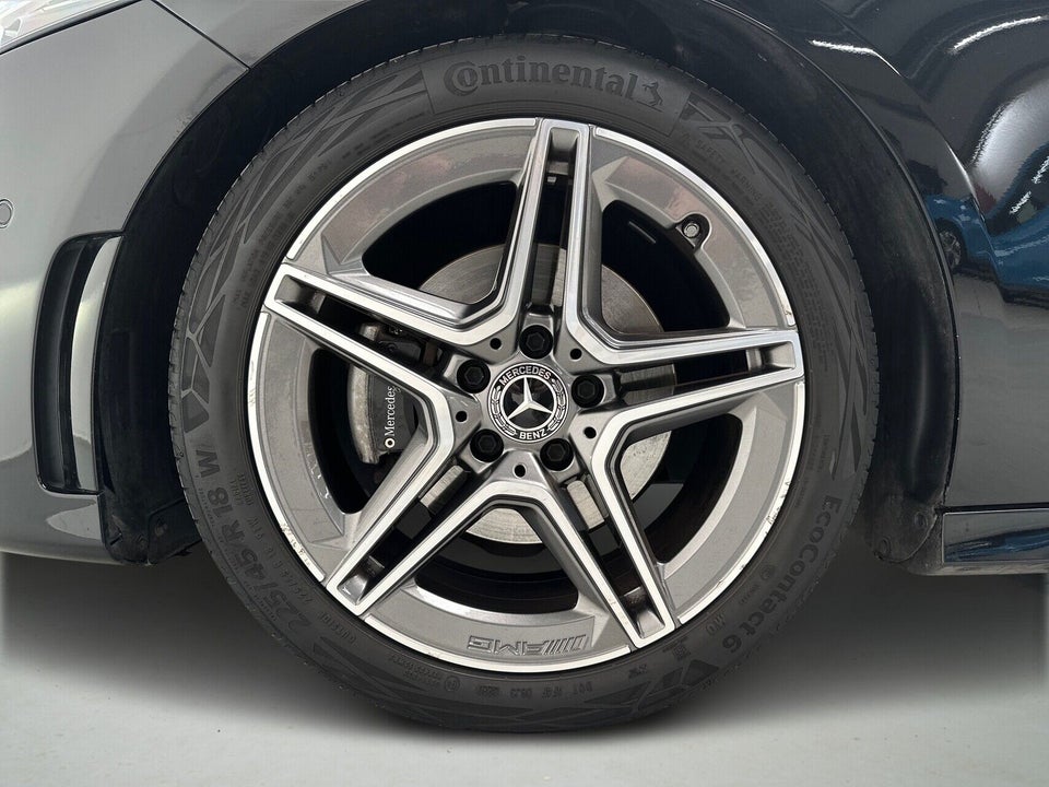 Mercedes A200 1,3 AMG Line aut. 5d