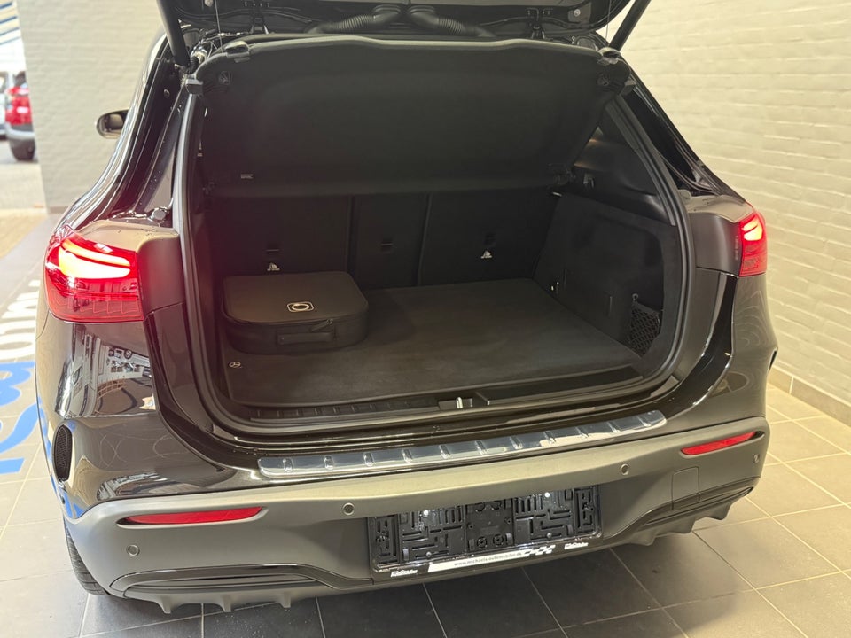Mercedes EQA250 AMG Line 5d