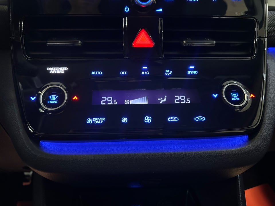 Hyundai Ioniq 1,6 PHEV Premium DCT 5d