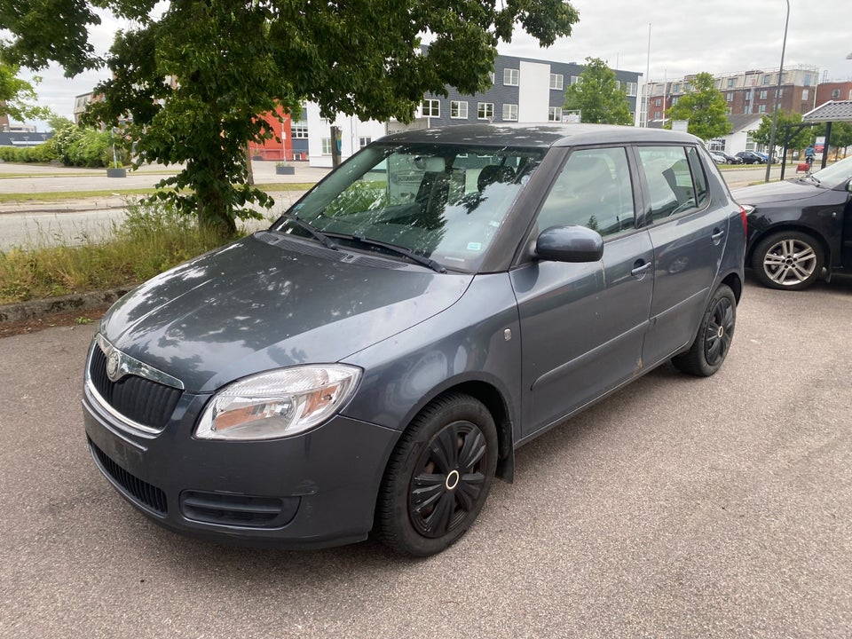 Skoda Fabia 1,4 16V Ambiente 5d