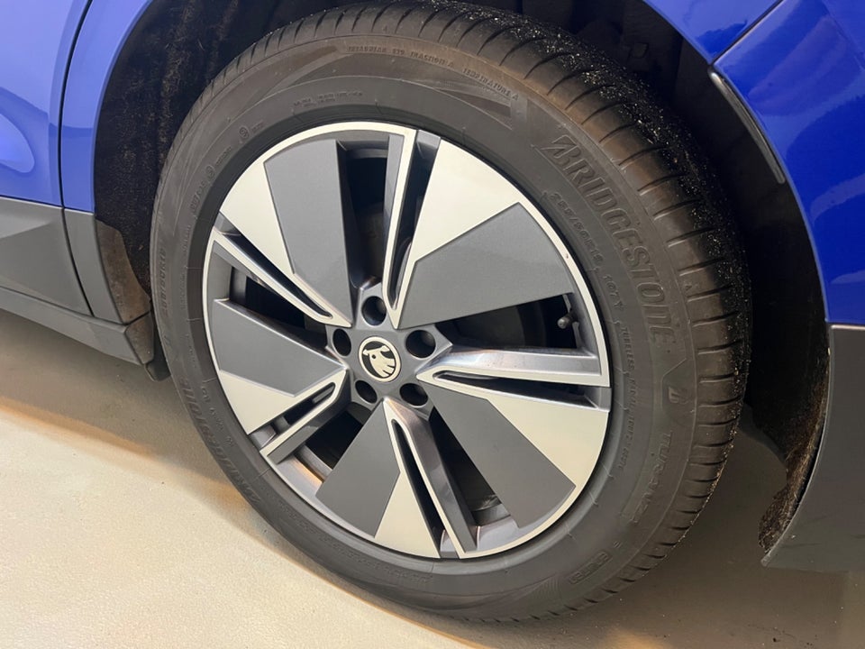 Skoda Enyaq 80 iV Loft 5d