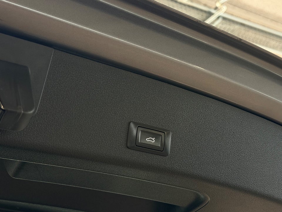 Audi e-tron 50 quattro 5d