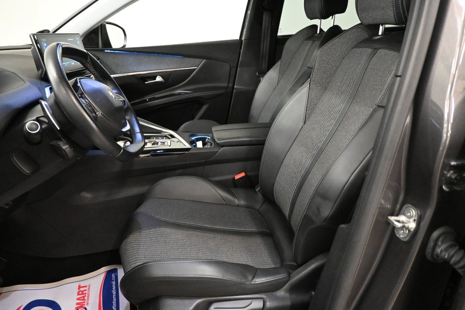 Peugeot 5008 1,2 PureTech 130 Allure Pack EAT8 7prs 5d