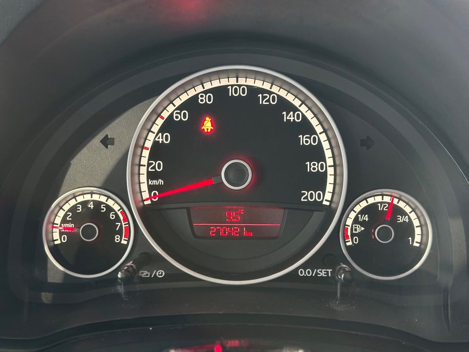 VW Up! 1,0 75 Black Up! 5d