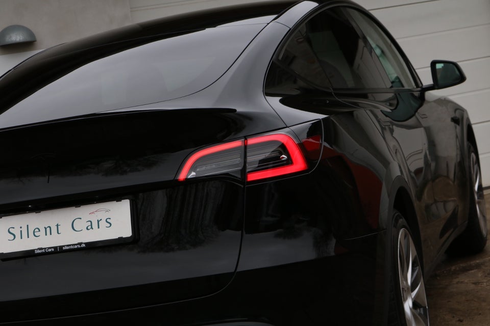 Tesla Model Y RWD 5d