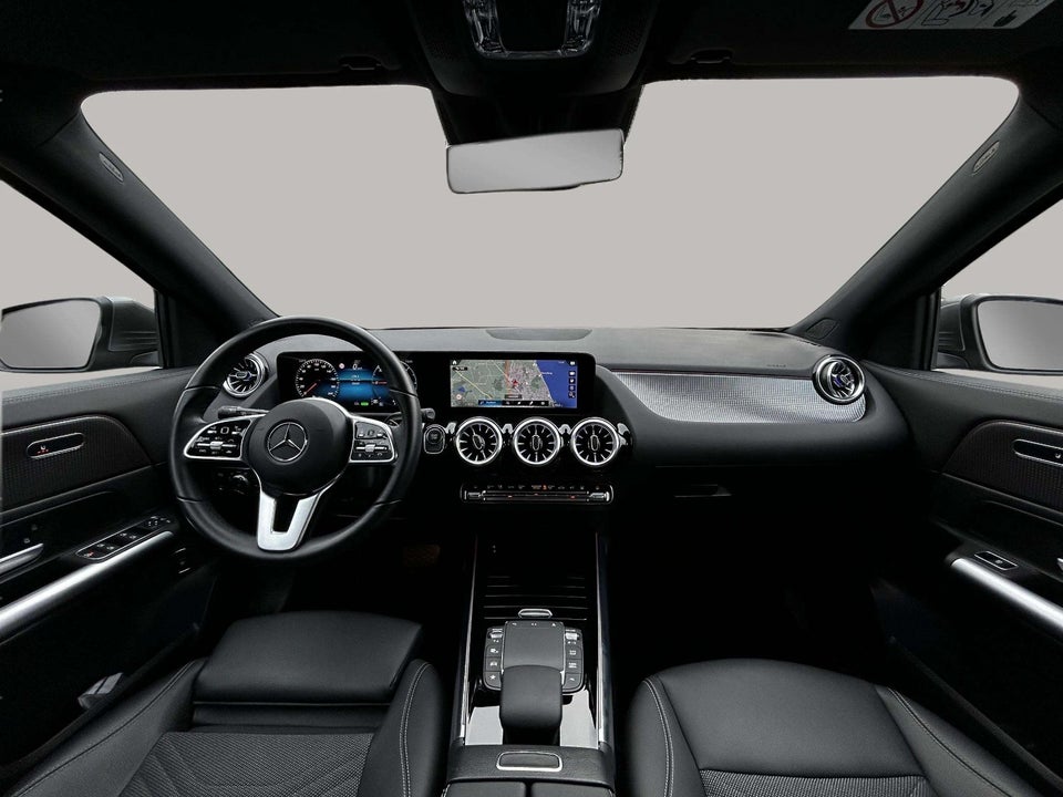 Mercedes EQA250+ Progressive 5d