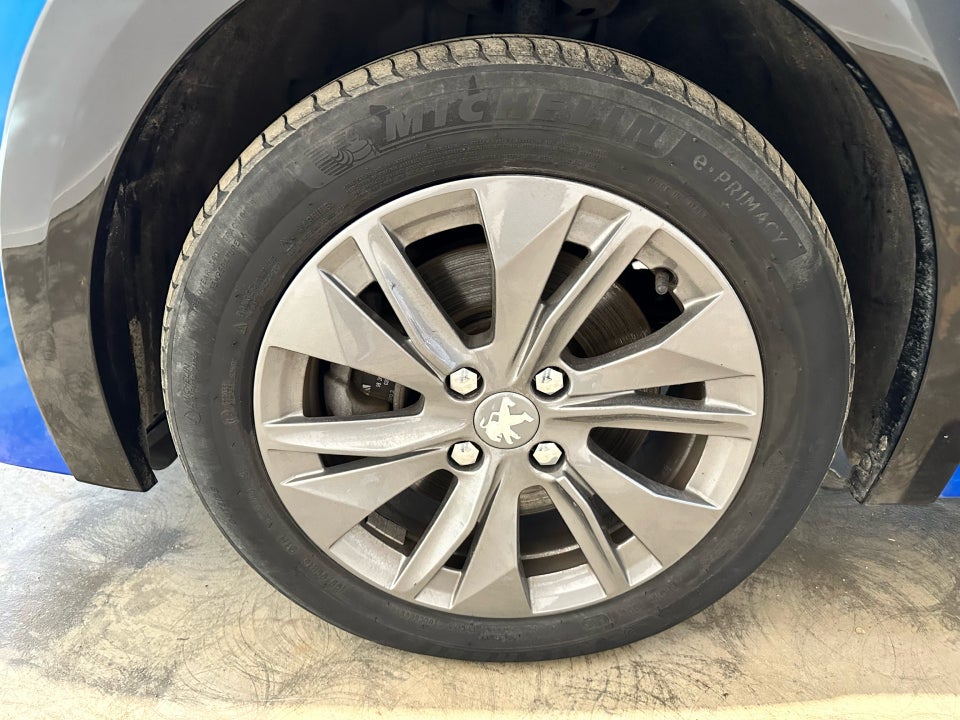 Peugeot e-208 50 Allure Pack 5d