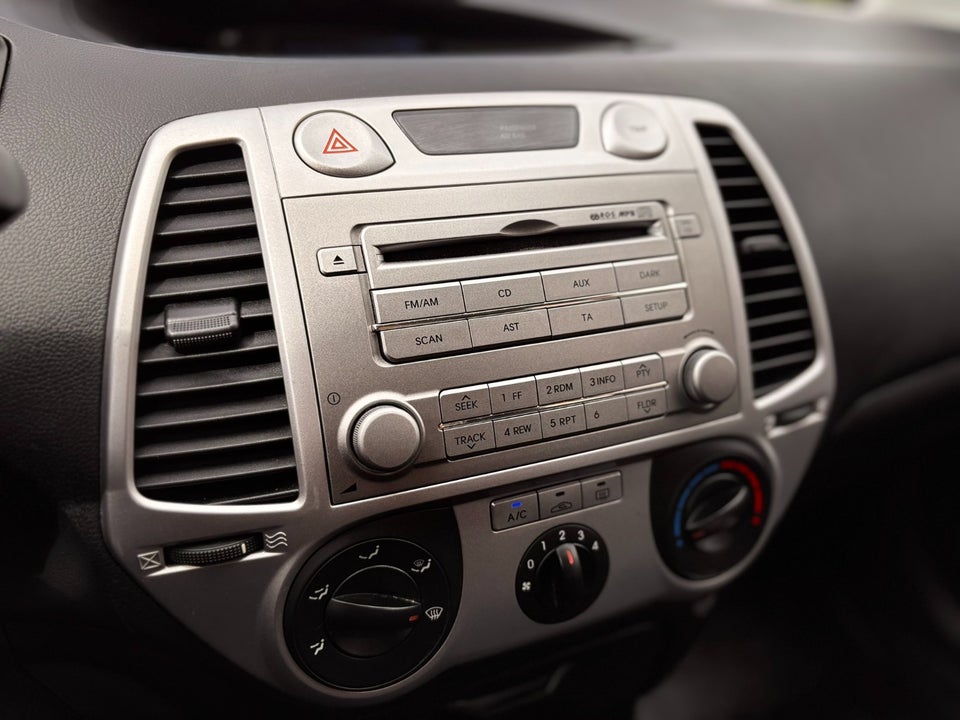 Hyundai i20 1,25 Classic 5d