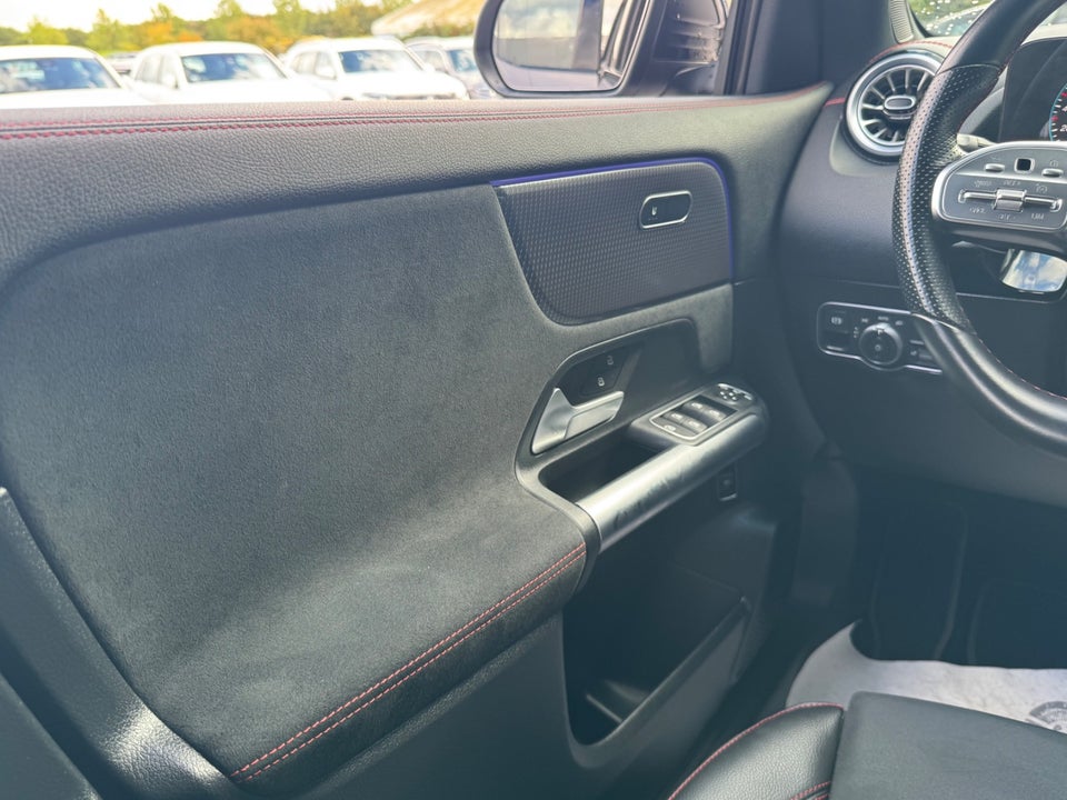 Mercedes EQA300 AMG Line 4Matic 5d