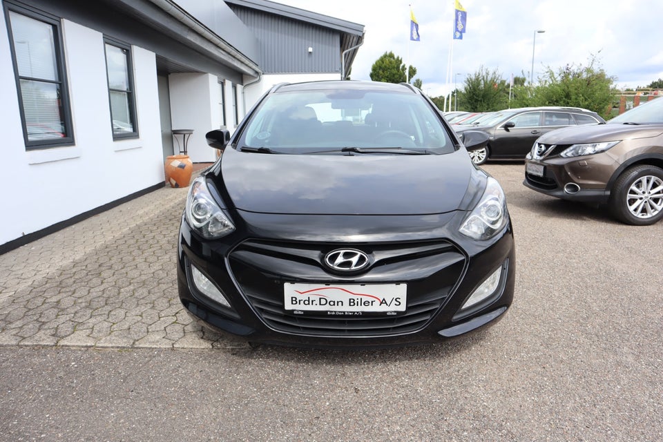 Hyundai i30 1,6 CRDi 110 Style Eco 5d