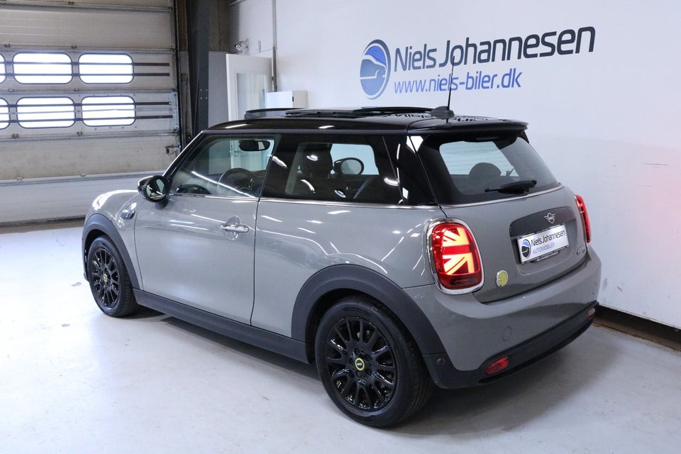 MINI Cooper SE Edition Premium Plus 3d