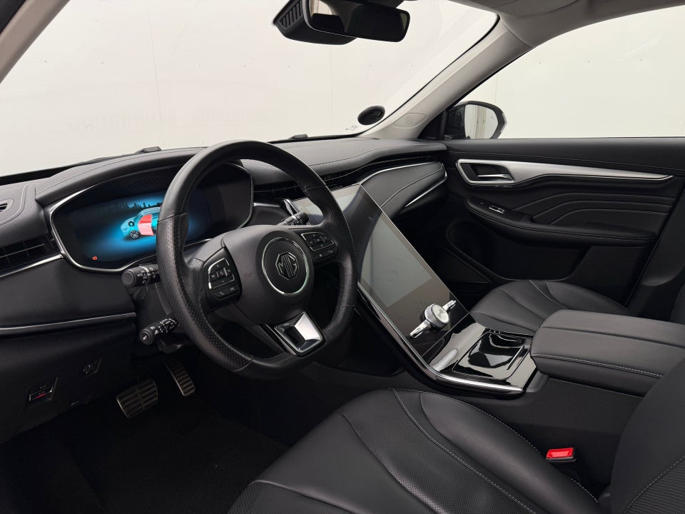 MG Marvel R Luxury 5d