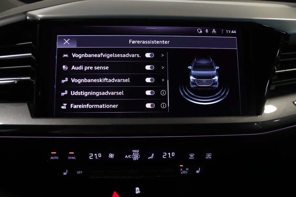 Audi Q4 e-tron 40 S-line 5d