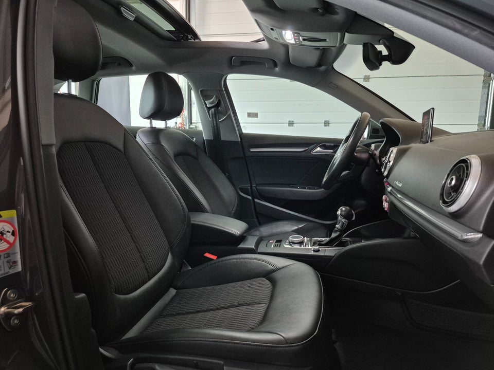 Audi A3 1,4 e-tron Sportback S-tr. 5d