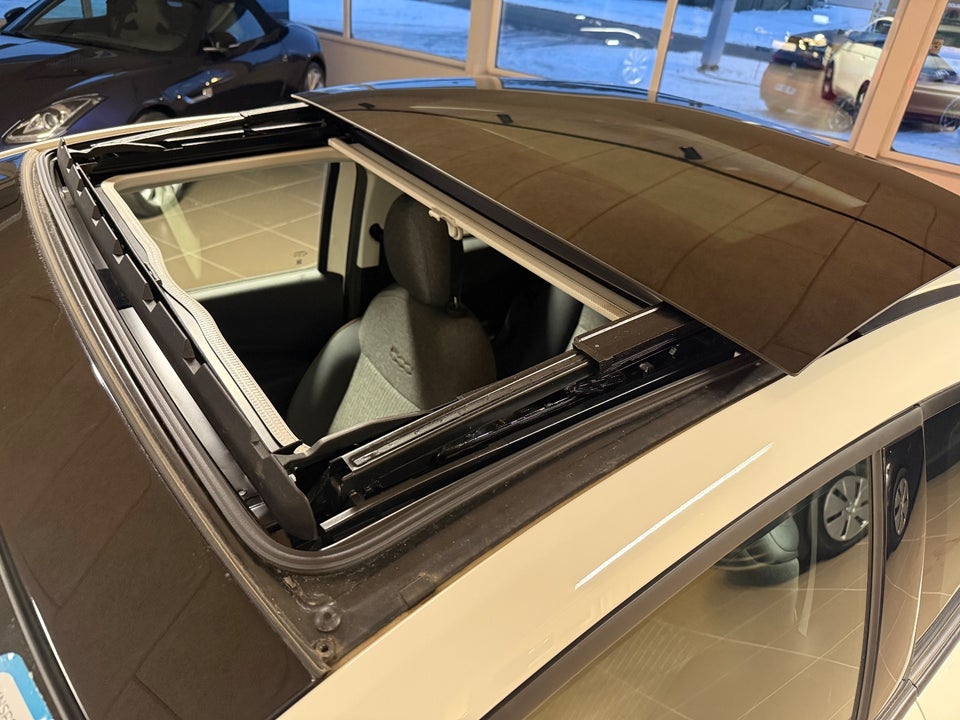 Fiat 500e 42 Icon Sky 3d