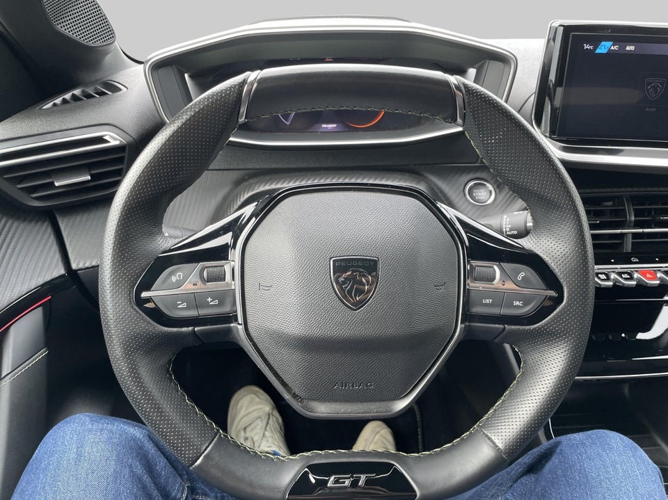 Peugeot e-208 54 GT 5d