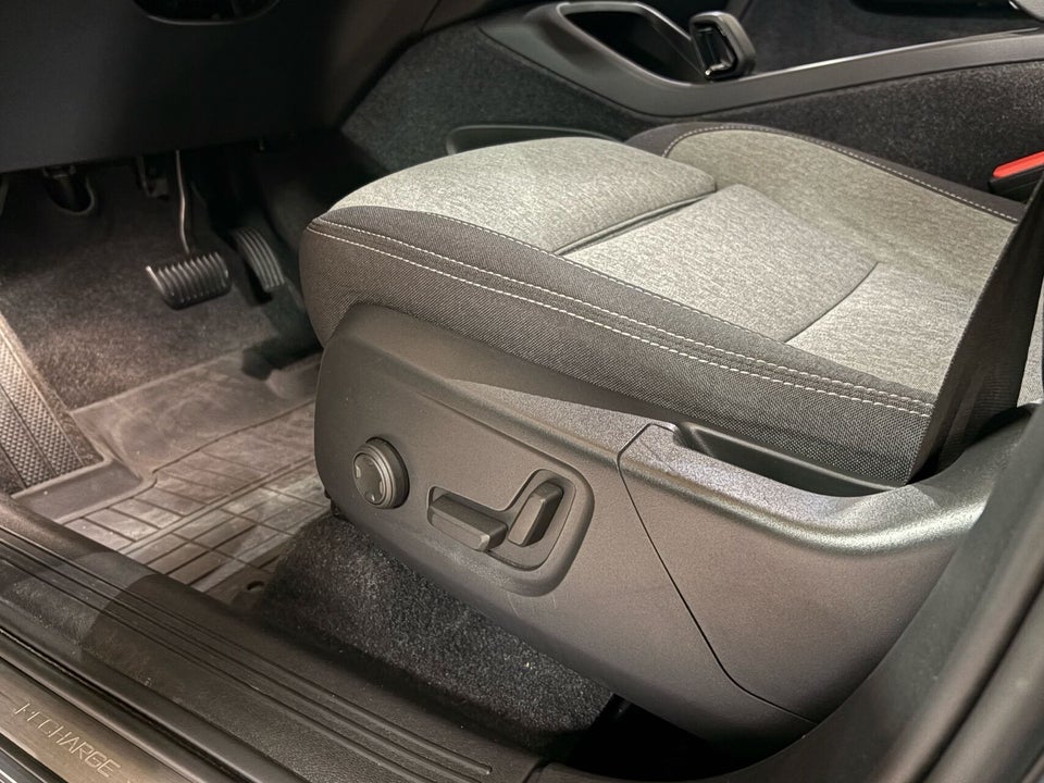 Volvo XC40 1,5 T5 ReCharge Plus Dark aut. 5d